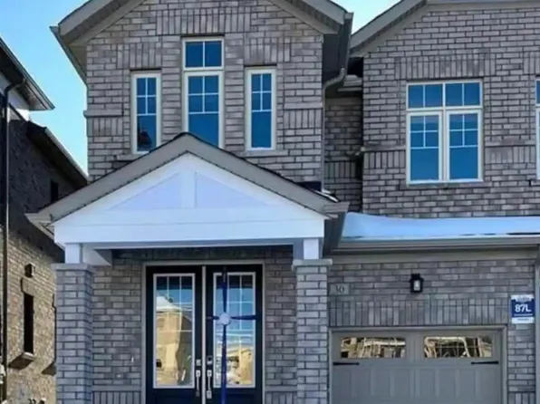 30 Periwinkle Rd, Springwater, ON L9X 2C8
