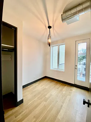 Rented by Zjama Realty Corp | media 15