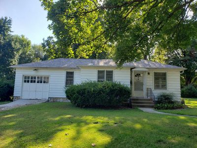 504 W Saint Louis Ave, Carthage, MO, 64836