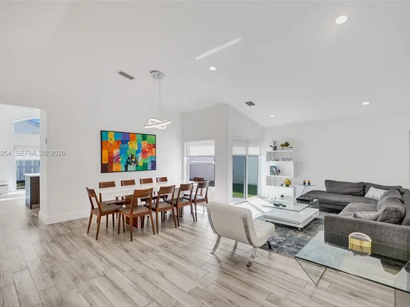 4928 SW 33rd Way, Fort Lauderdale, FL 33312