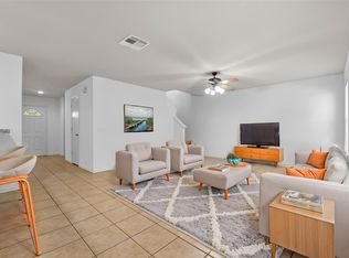 822 Grand Plains Dr, Houston, TX 77090