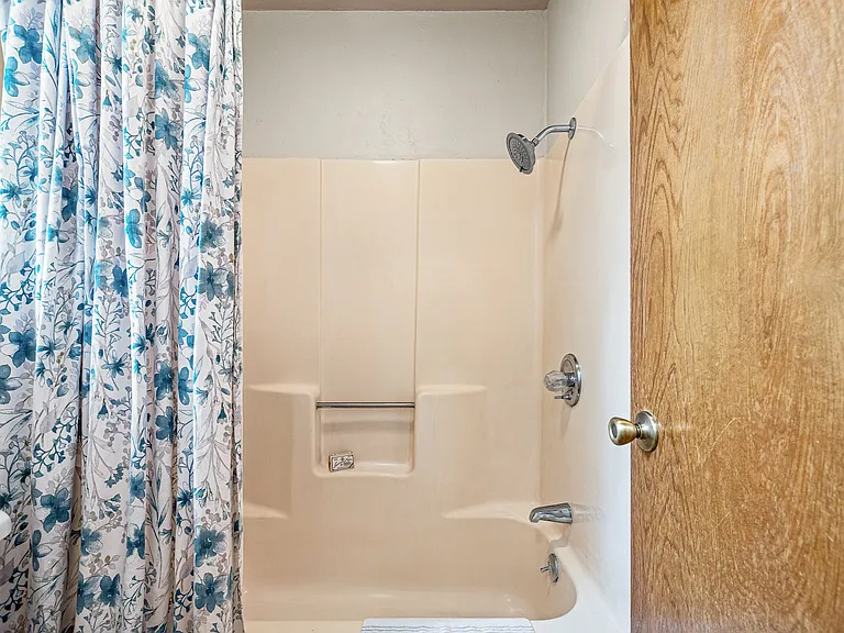 1017 Meadowlark Ln — Photo 18