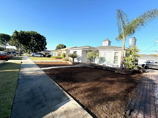 3 bed, 1750 sqft, $4,700 — Photo 3