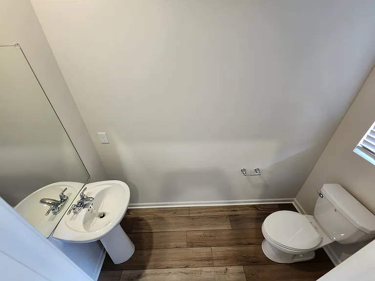 5028 Mifford Ct — Photo 9