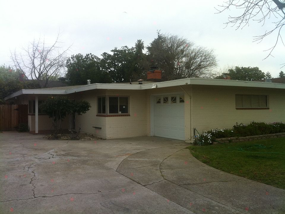 1st image of 107 Shady Ln