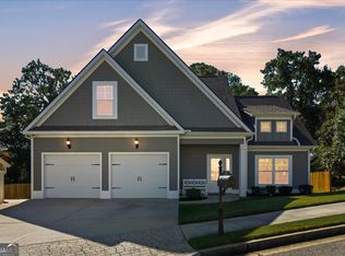 105 Rabbits Run, Fayetteville, GA 30214