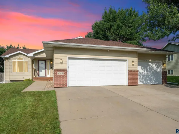 4325 N Alaska Ave, Sioux Falls, SD 57107