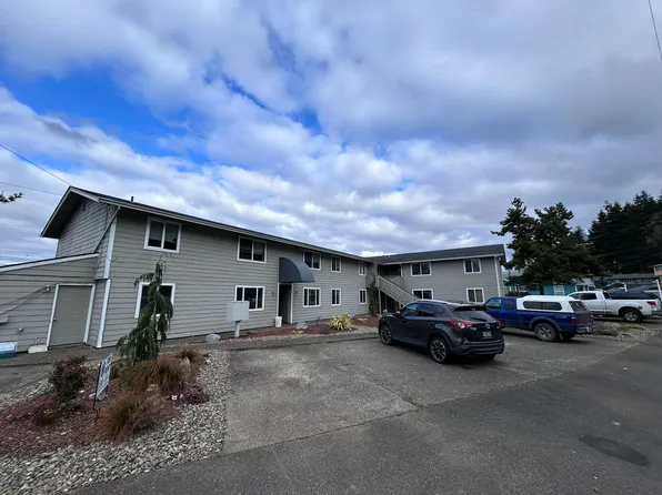 2155, 751 Elm Ave #5, Reedsport, OR 97467