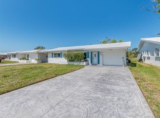 9024 140th Way, Seminole, FL 33776