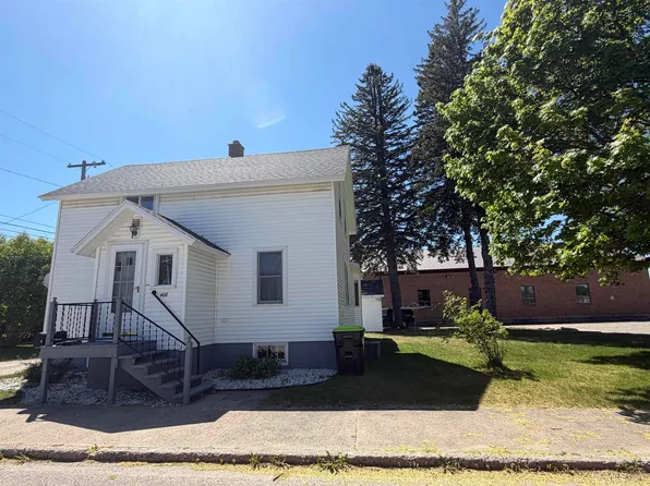 408 Handy St, Newberry, MI 49868