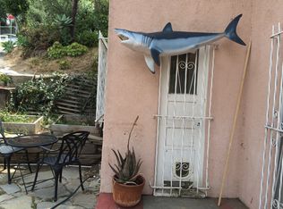 2106 Cove Ave, Los Angeles, CA 90039