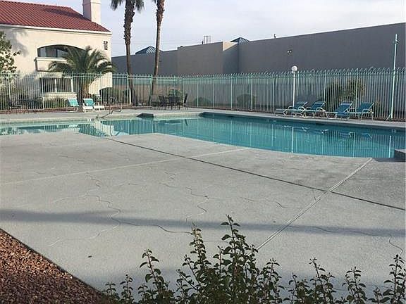 4th image of 2725 S Nellis Blvd Unit 1053