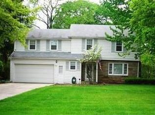 6862 Blue Ridge Dr, Poland, OH 44514