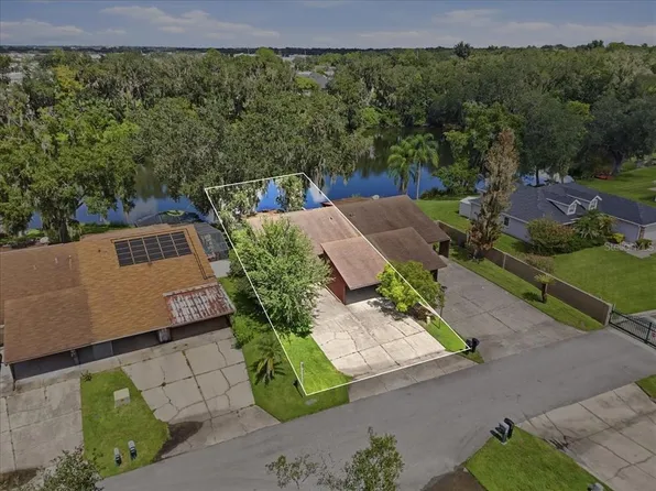 368 LAKE HARRIS DRIVE, LAKELAND, FL 33813