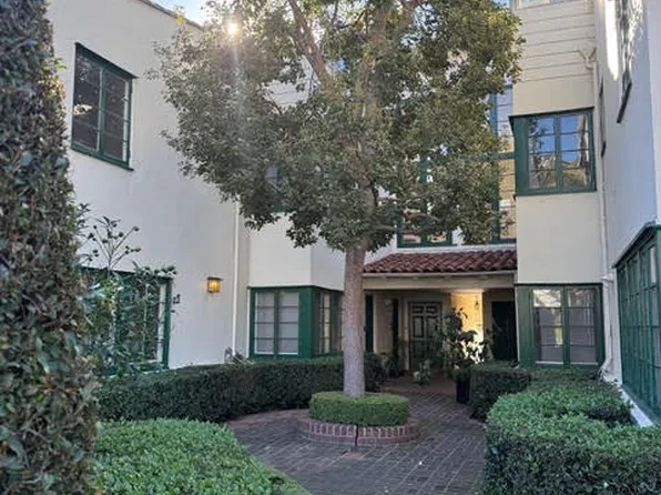 7660 Hollywood Blvd, Los Angeles, CA 90046