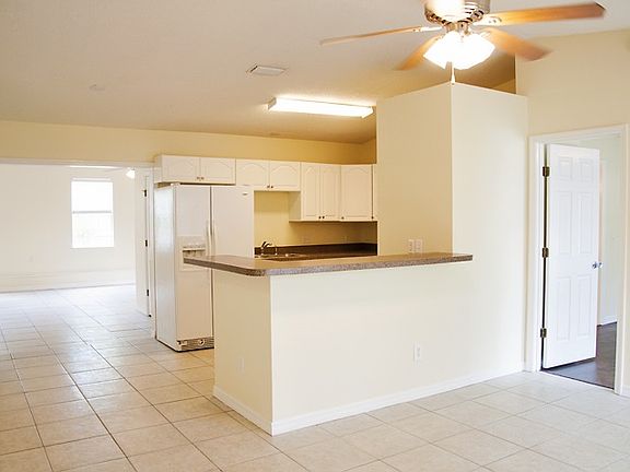 4th image of 6238 Cedar Ln