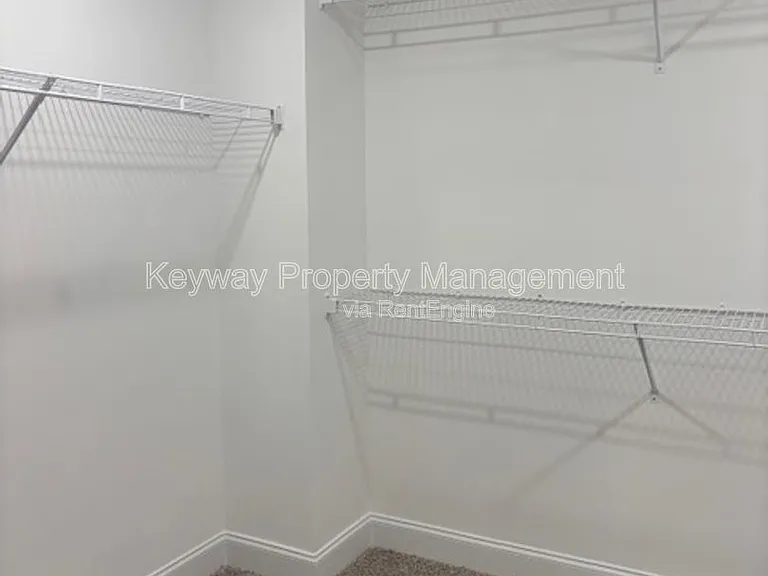 2044 Denmark Ave SE — Photo 12
