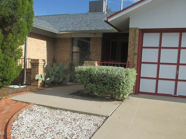 4425 Gen Maloney Cir — Photo 2