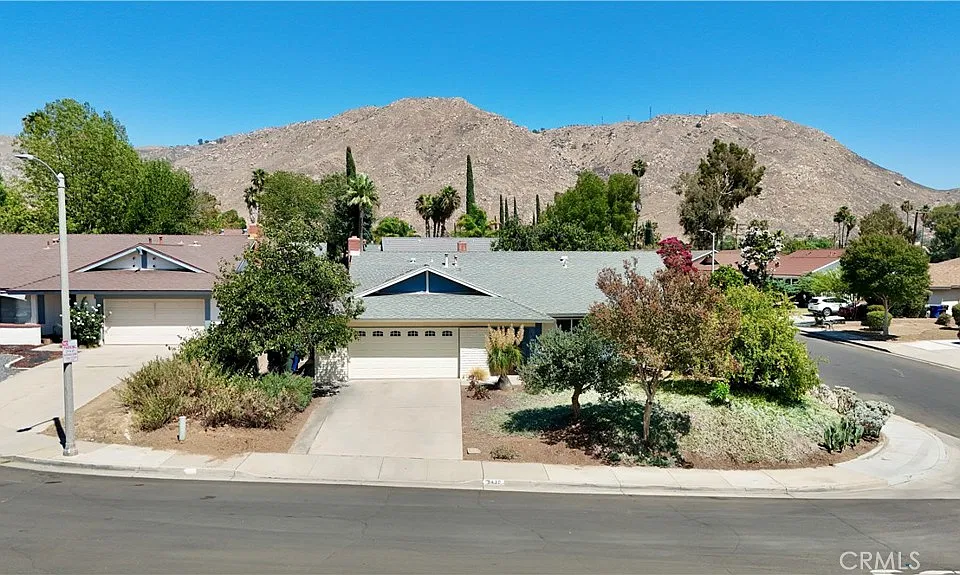 3430 Bahia Pl