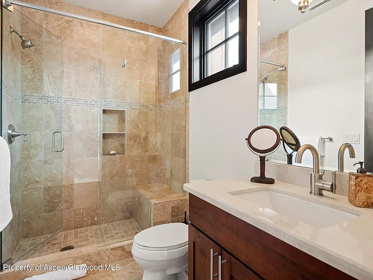 333 Sopris Cir — Photo 24