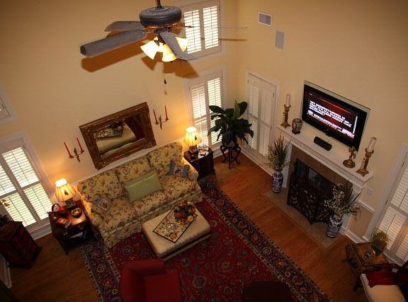 2nd story overlook