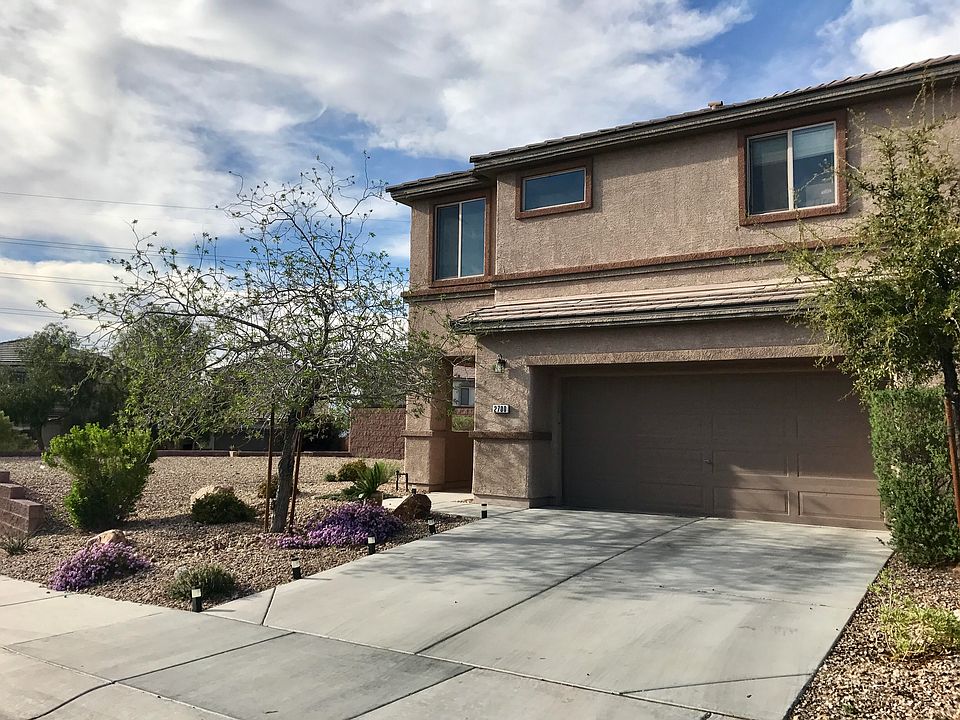 Corner Lot | Mountain Views