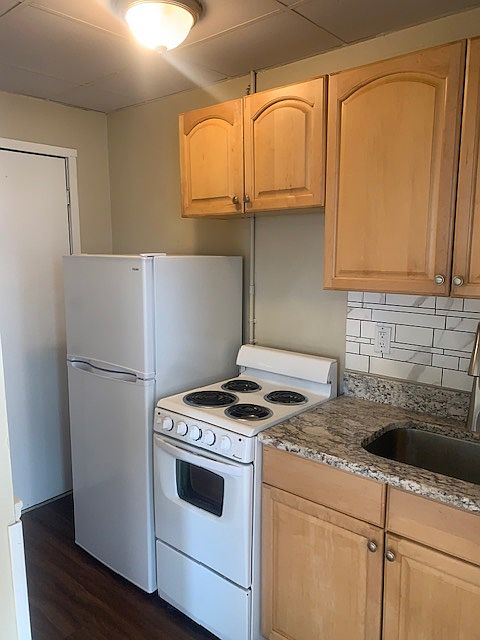 1st image of 20 Coral Ave APT 10