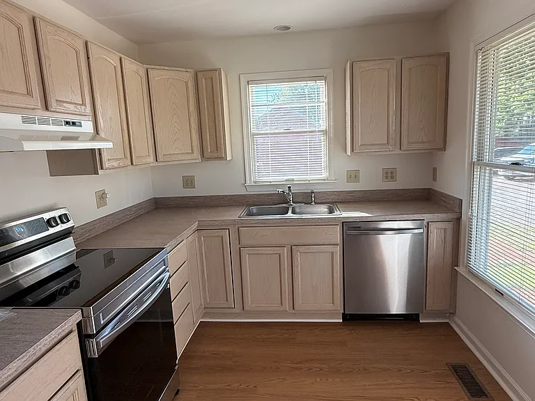 9630 Lees Mill Rd — Photo 12