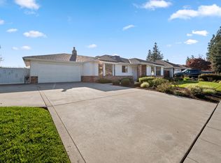 1673 E Cromwell Ave, Fresno, CA