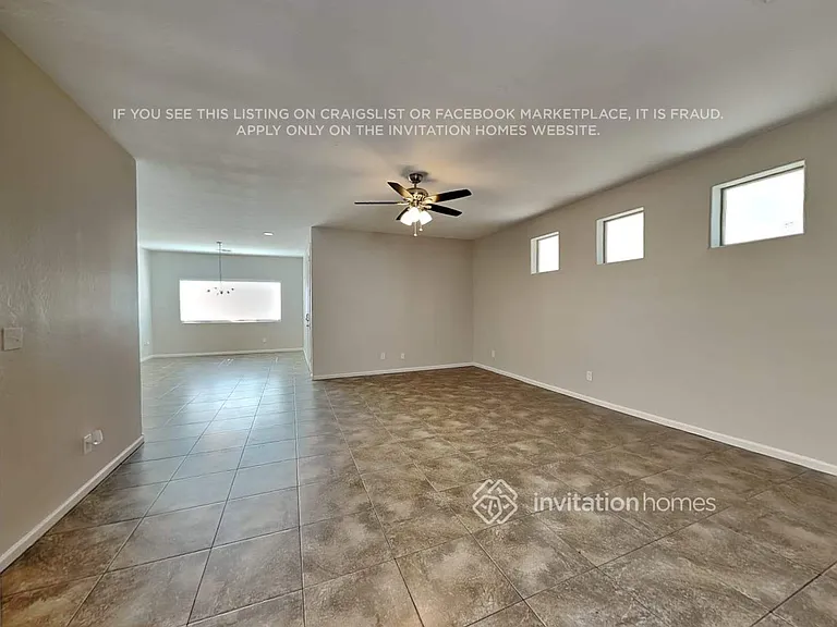 1840 W Pollack St — Photo 4