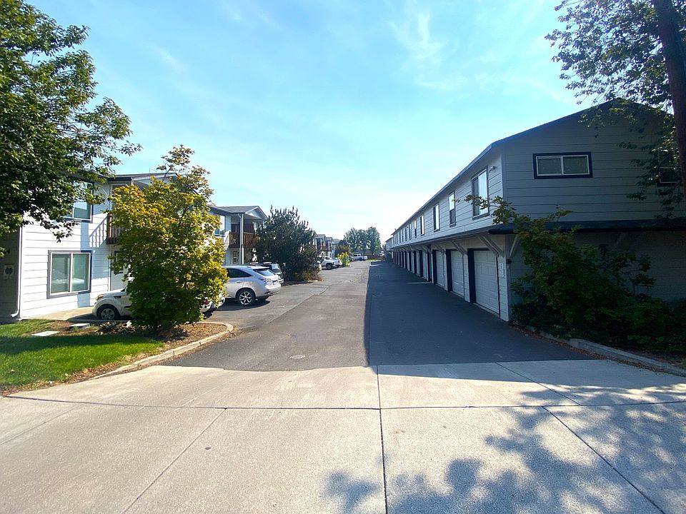 1st image of 61324 SW Blakely Rd #20
