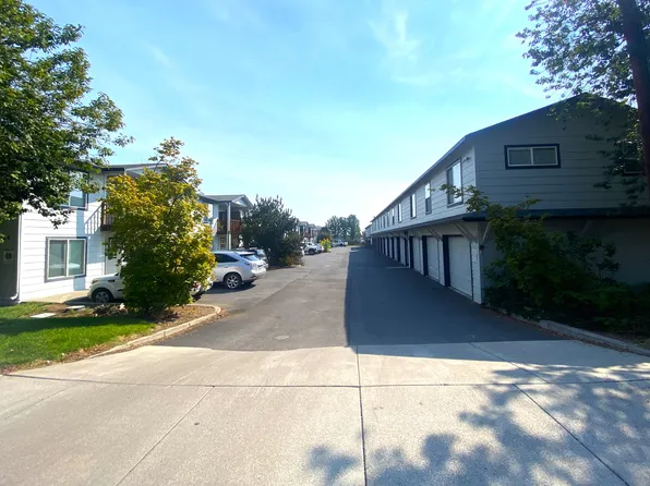 61324 SW Blakely Rd #20, Bend, OR 97702