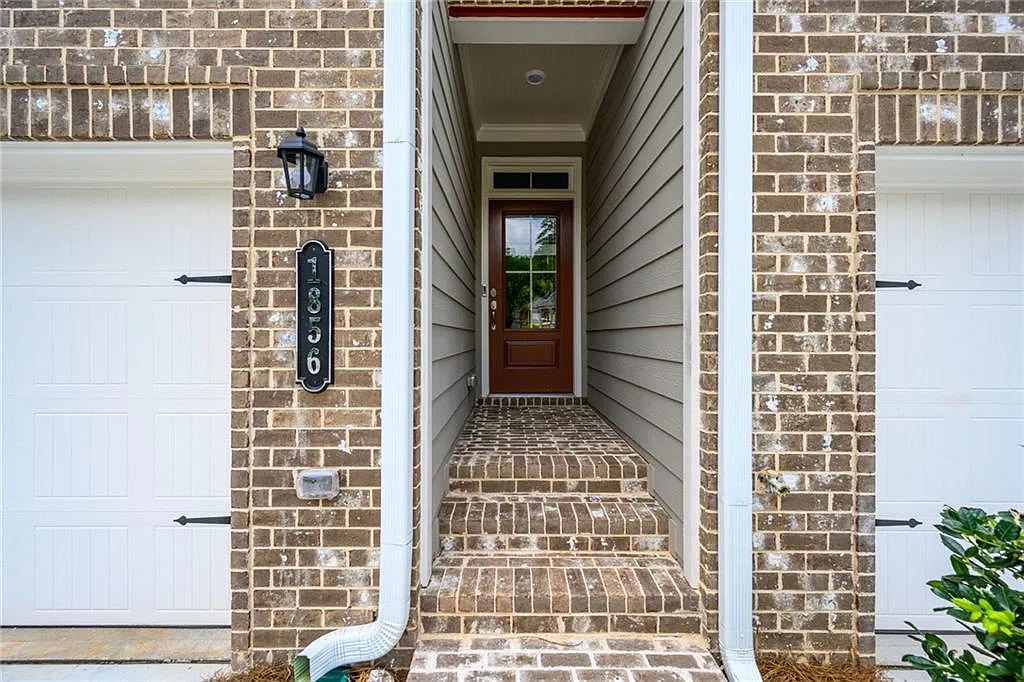 4 bed, 3.5 bath, 2692 sqft, $3,950 — Photo 3