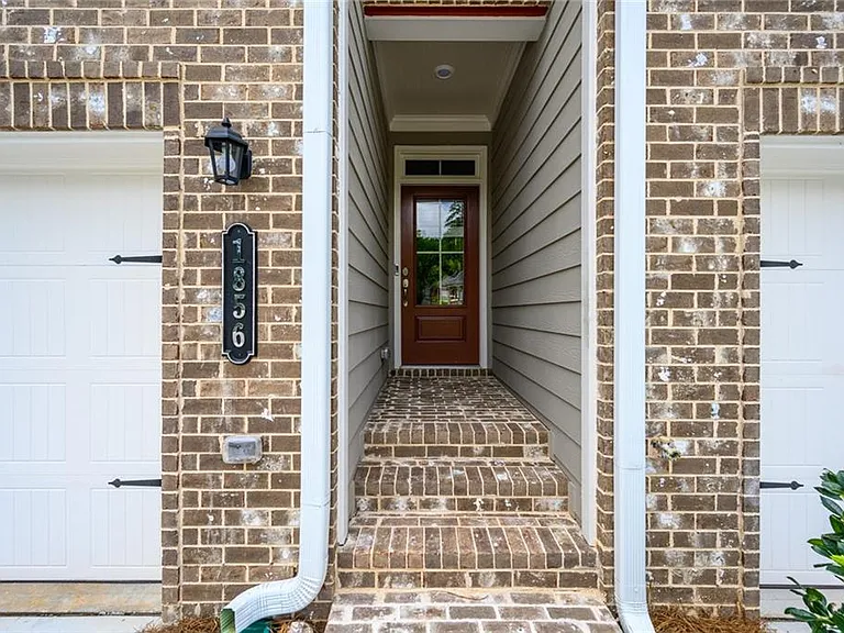 1856 Terrewood Dr — Photo 3