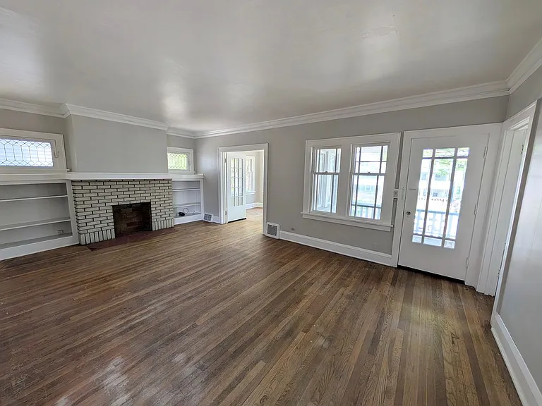 3448 W 131st St — Photo 5