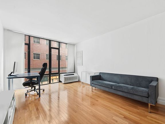 3rd image of 148 E 24th St APT 4A