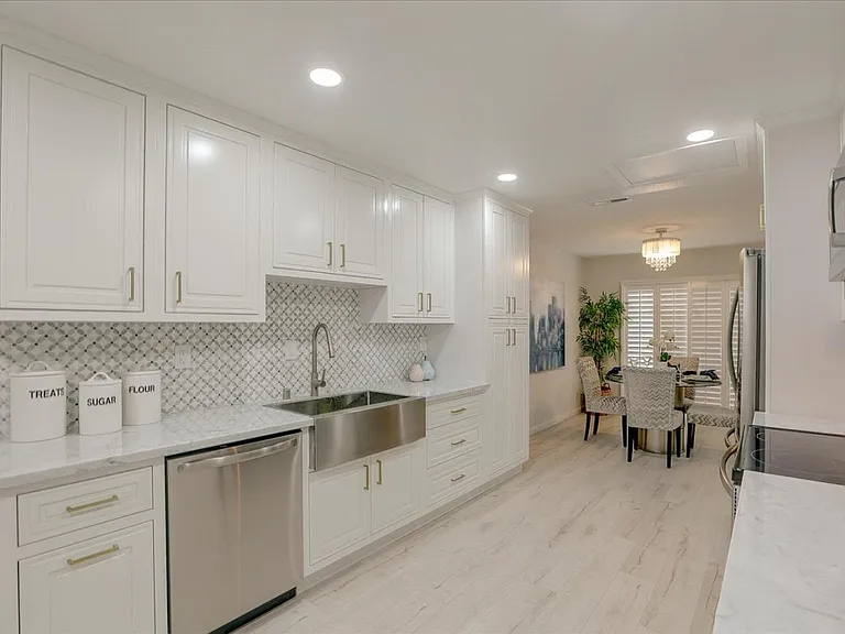 4746 Eagle Lake Dr — Photo 5