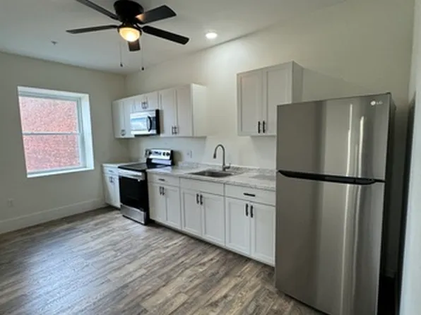 61 Colony St #3C, Meriden, CT 06451