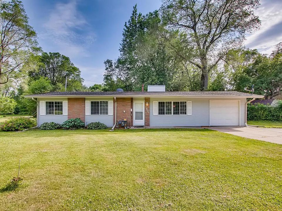 1st image of 7801 Iris Dr N