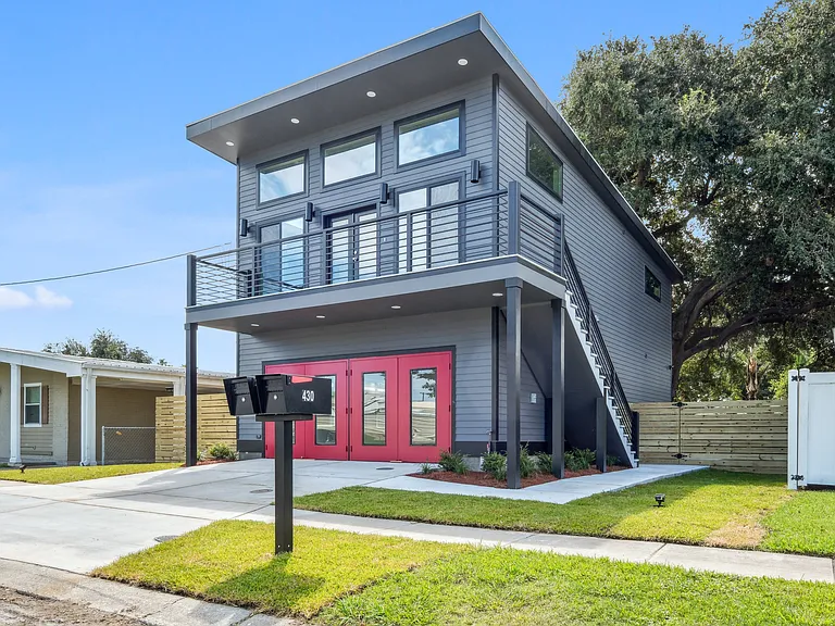 428 W Solidell St #B — Photo 16