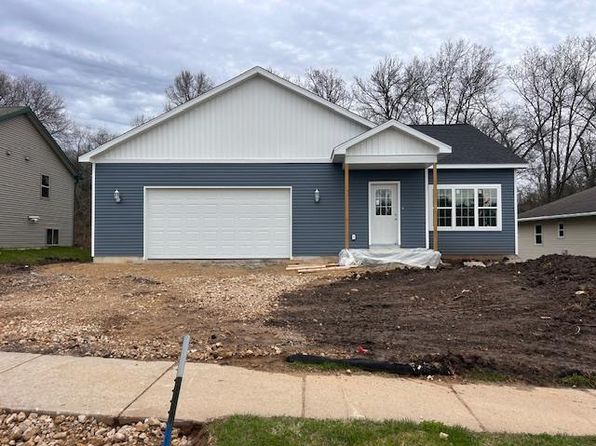 648 Lakeview Avenue, Merrimac, WI 53561