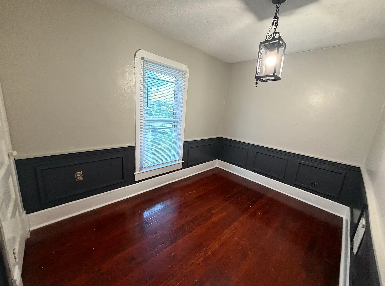 3 bed, 1100 sqft, $1,600 — Photo 4