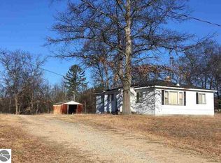 270 S Main St, Harrison, MI 48625