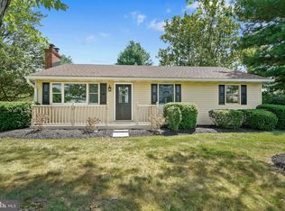 2 Country Ln, Elkton, MD 21921