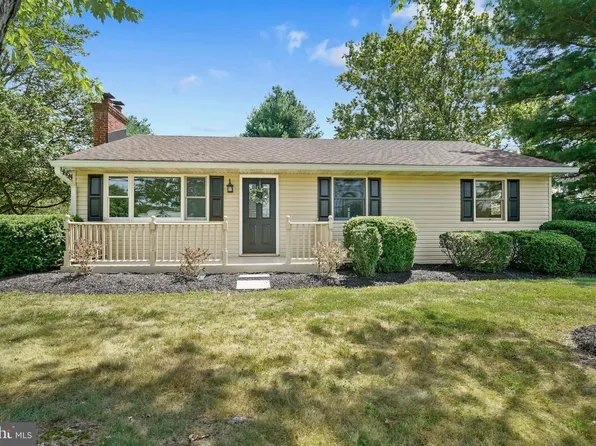 2 Country Ln, Elkton, MD 21921