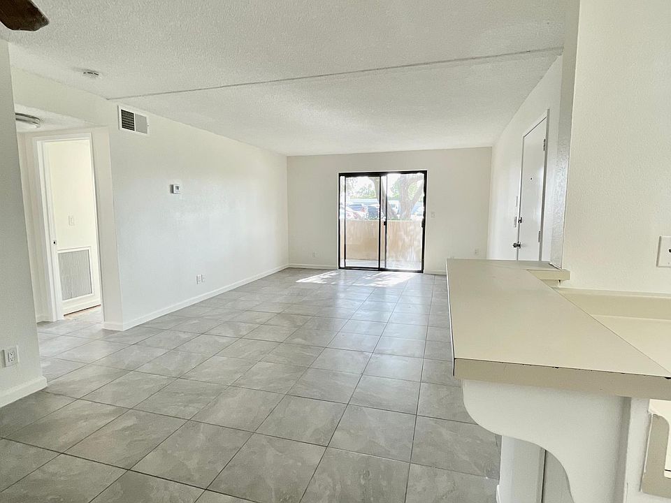 Cathedral Canyon Condominiums 32200 Cathedral Canyon Dr Cathedral