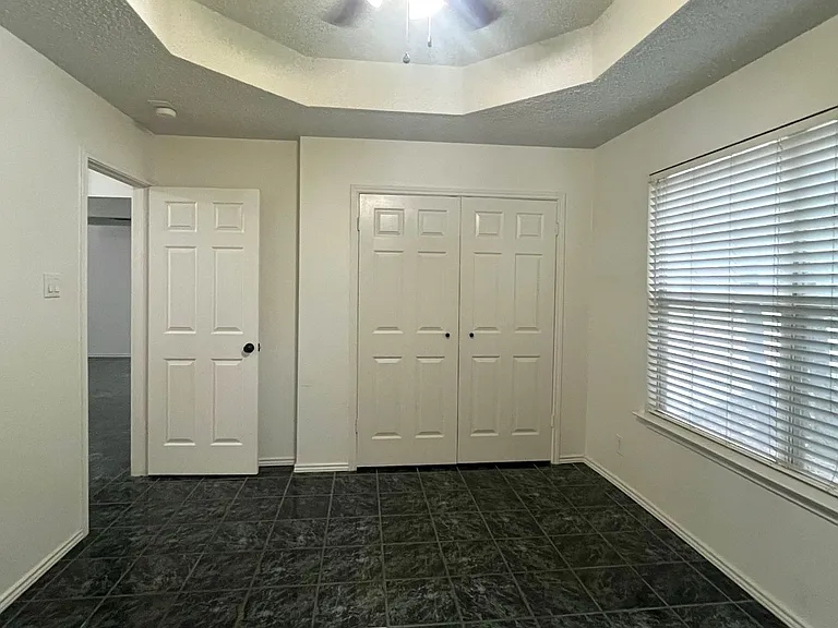 1918 Summerwood Dr — Photo 10