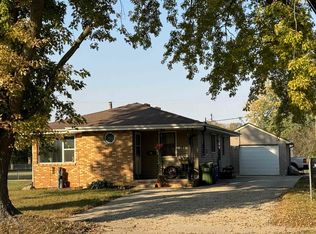 1215 N Grand Ave, Charles City, IA 50616