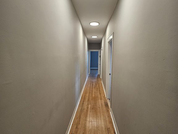 4th image of 216-218 E 30th St #11120635