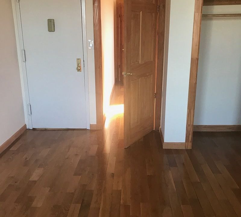 1st image of 4417 25th Ave